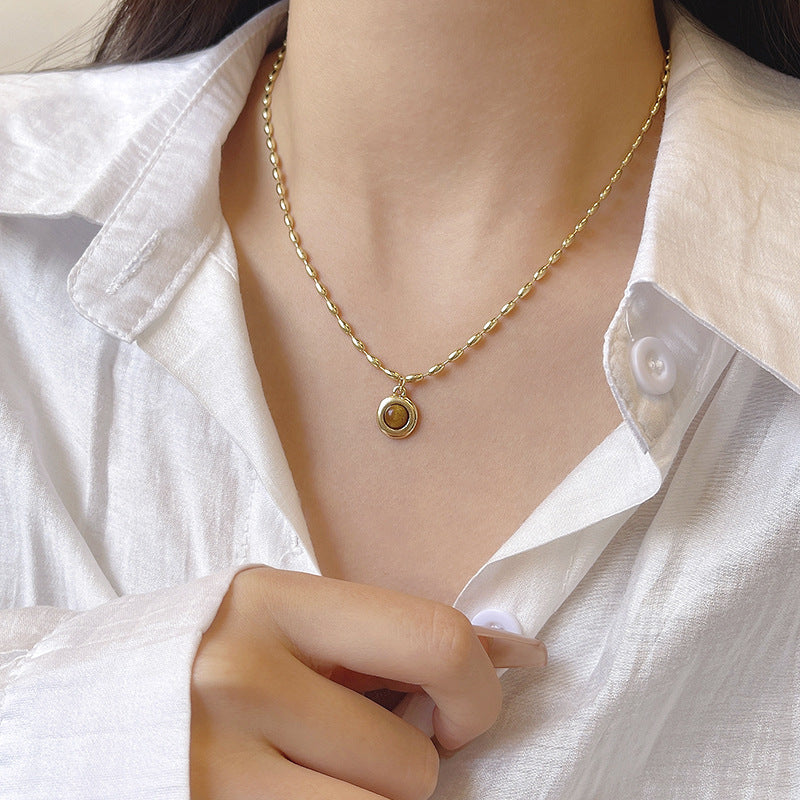 Women's Minimalist Tiger Eye Beaded Necklace with Gold-Toned Geometric Pendant