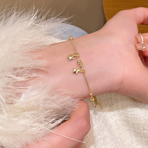 Chic Minimalist Star Bracelet for Women - Gold Geometric Design