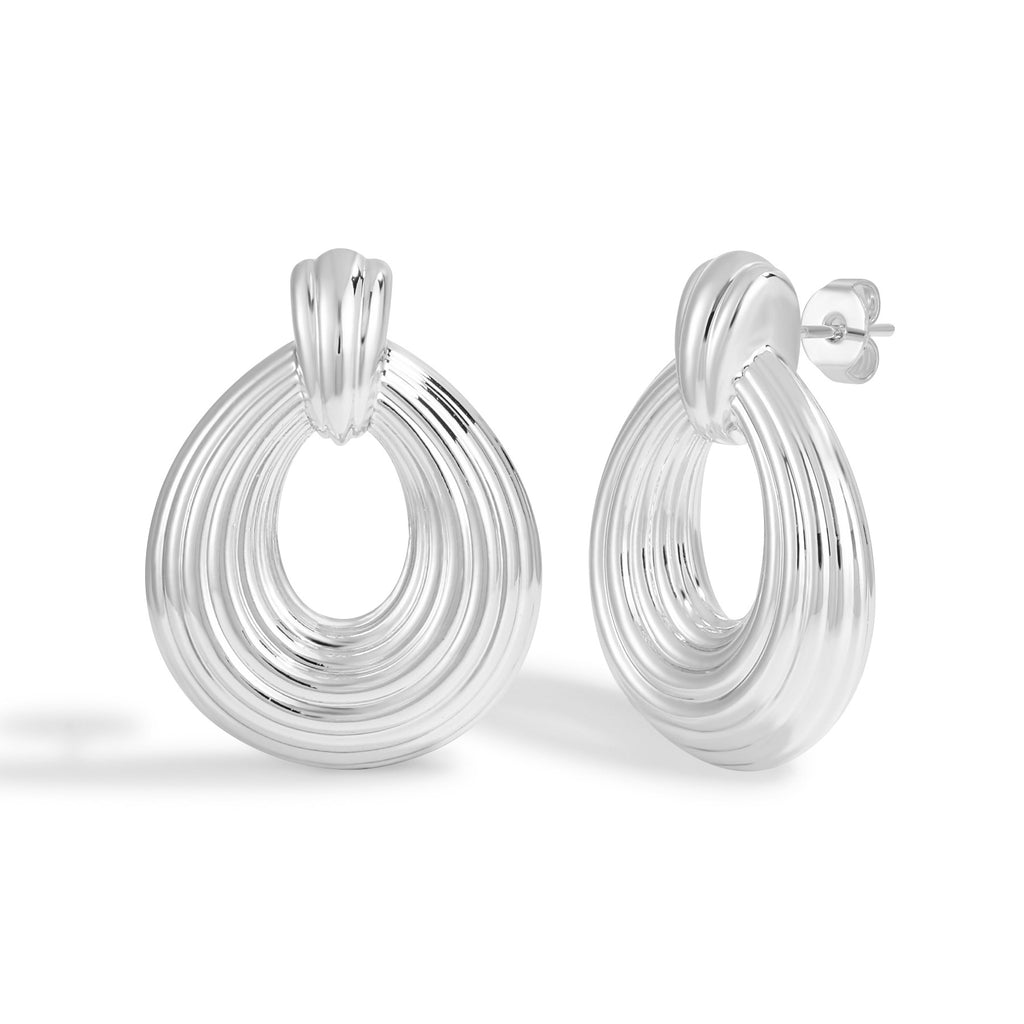 Romantic Twisted Wire Heart Shaped Hoop Earrings with Dimensional Design