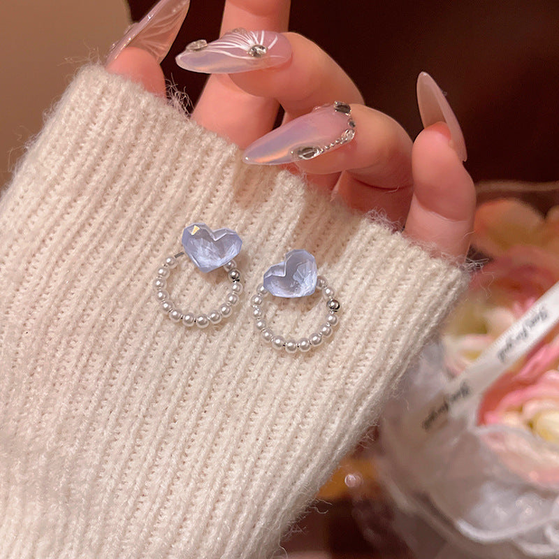 Minimalist Heart-Shaped Resin Earrings with Pearl Accents for Women