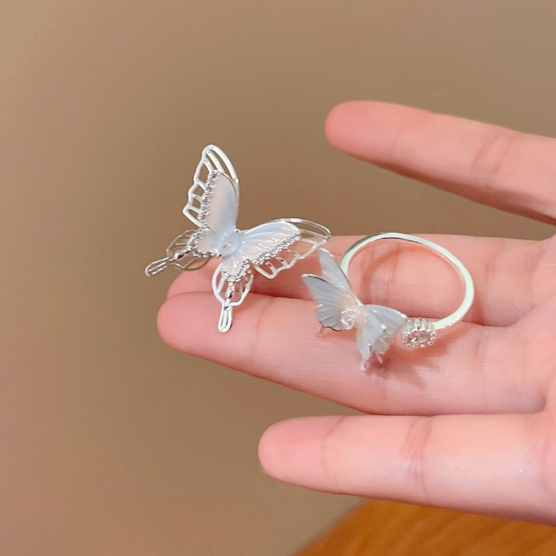 Butterfly Adjustable Ring for Women - Elegant and Lightweight Silver-Toned Design