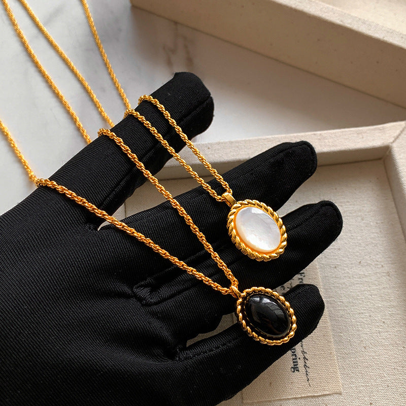 French Retro Black Onyx Pendant Necklace with Mother-of-Pearl Earrings and Ring Set