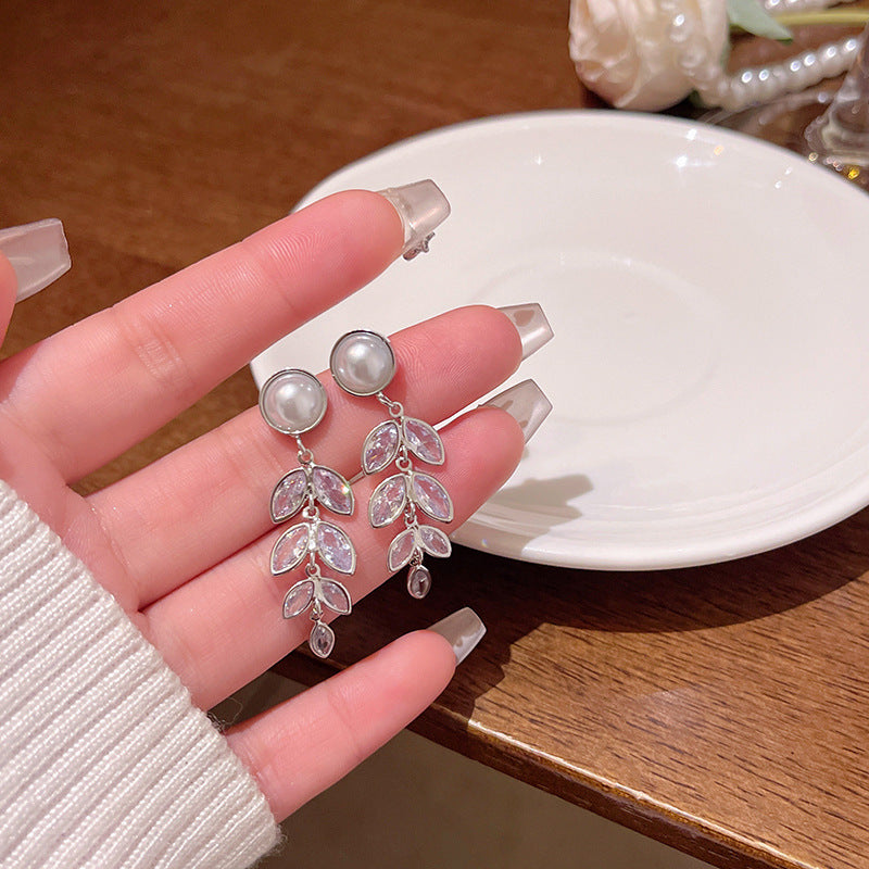 Elegant Long Fringe Wheat Ear Stud Earrings with Sparkling Zirconia for Women