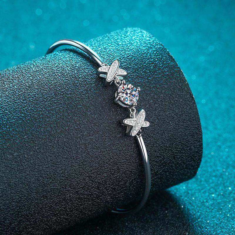 Women's Sterling Silver Bracelet with 1 Carat Moissanite and 6.5mm Zircon in Four-Prong Pt950 Gold Plated Floral Design