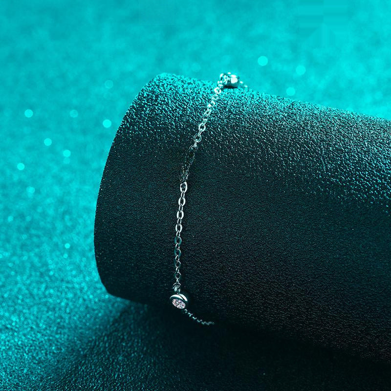 Bracelet Featuring 925 Sterling Silver Plated with PT950 and 0.5 Carat Moissanite Bubbles in a Minimalist Design