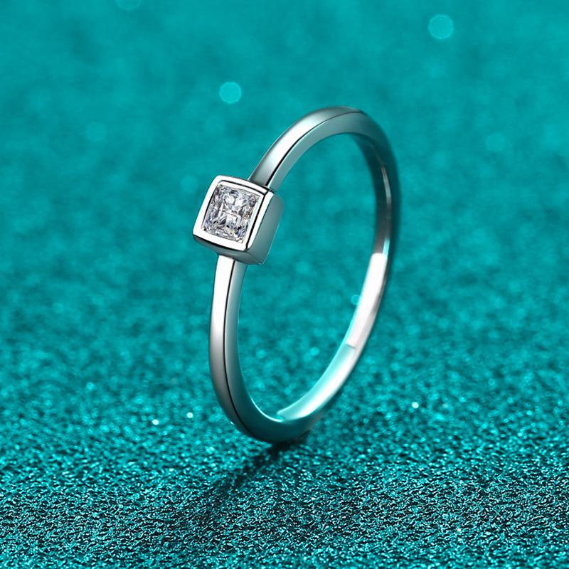 Minimalist Ice Cube Ring with Moissanite in Sterling Silver for Women