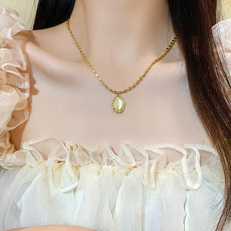 Luxury Geometric Green Cat's Eye Stone Choker Necklace for Women