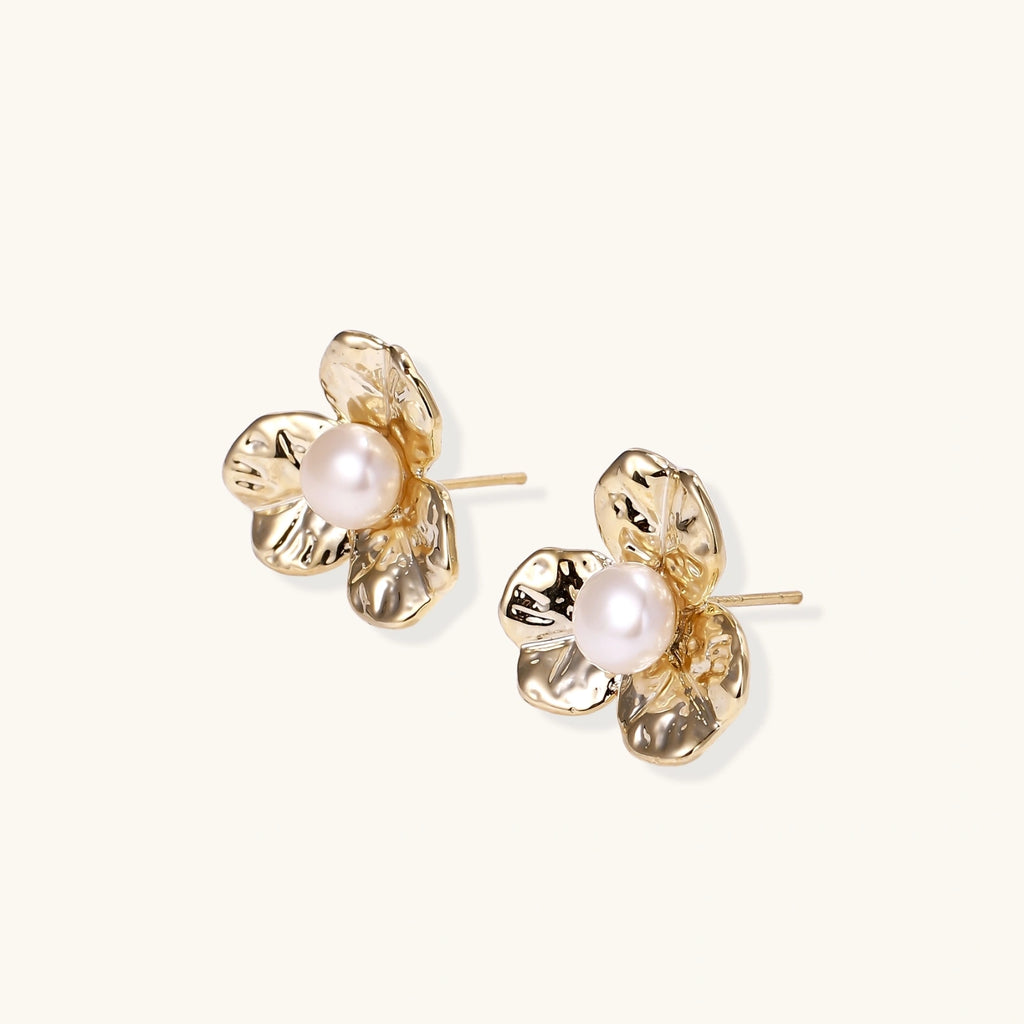 Bloom Pearl Studs by Dilmore