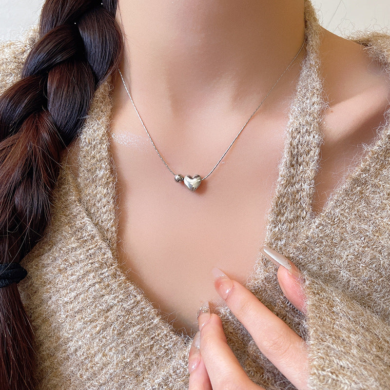 Minimalist Silver Heart Pendant Necklace for Women - Elegant and Versatile Collarbone Chain