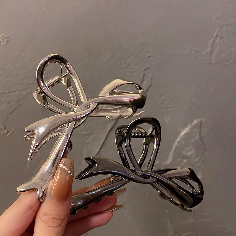 Large Bow Metal Hair Clip for Women - Elegant Updo Claw Clip with Luxe Finish