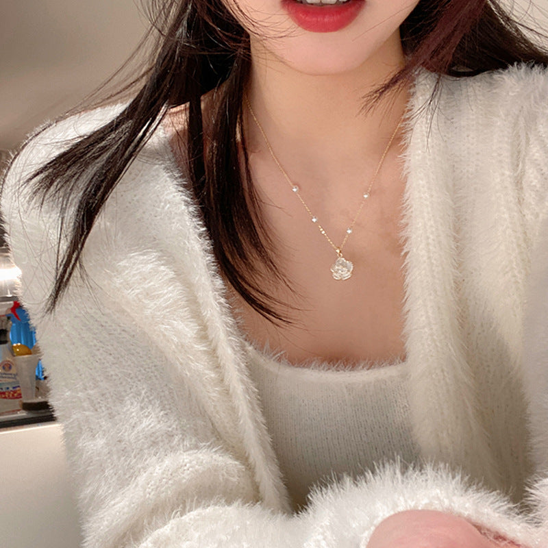 Chic Camellia Pearl Choker Necklace with Geometric Pendant
