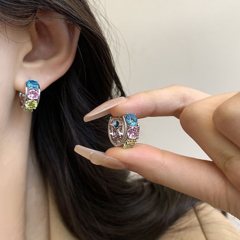 C-Shaped Gold-Plated Zircon Earrings with Dopamine-Inspired Color Accents