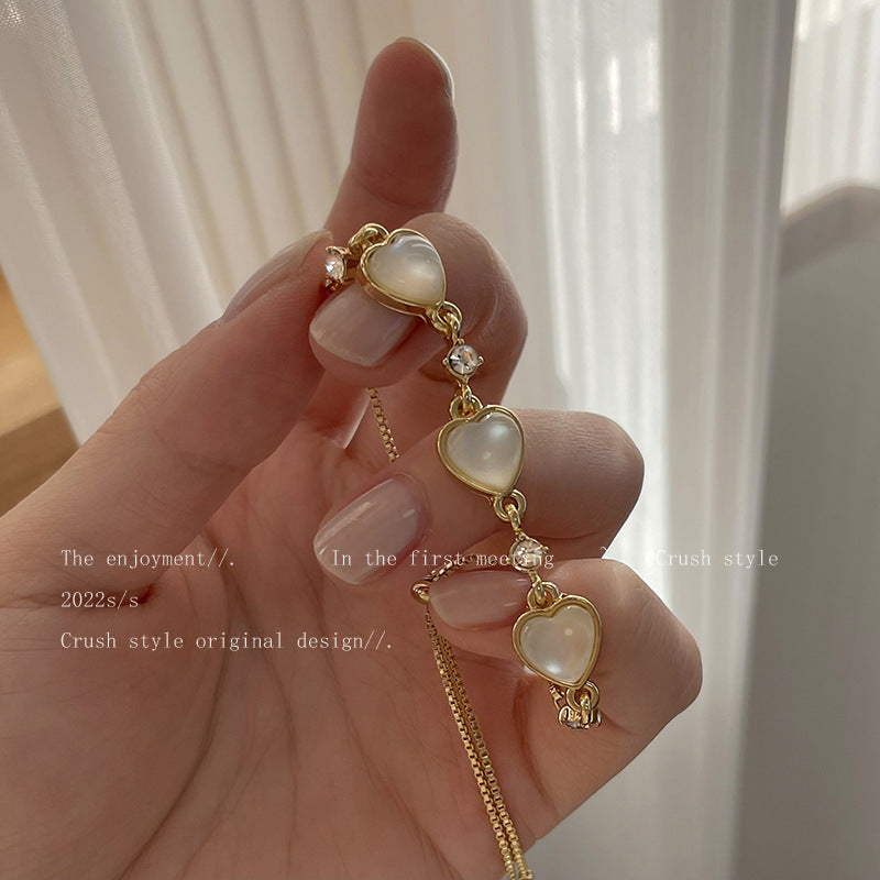 Adjustable Cat's Eye Gemstone Heart Bracelet for Women - Minimalist Geometric Design