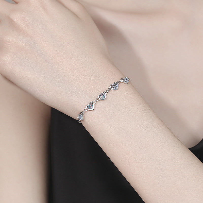 Bracelet Sterling Silver Heart-Shaped Moissanite Link Chain Bracelet with Sparkling Stones