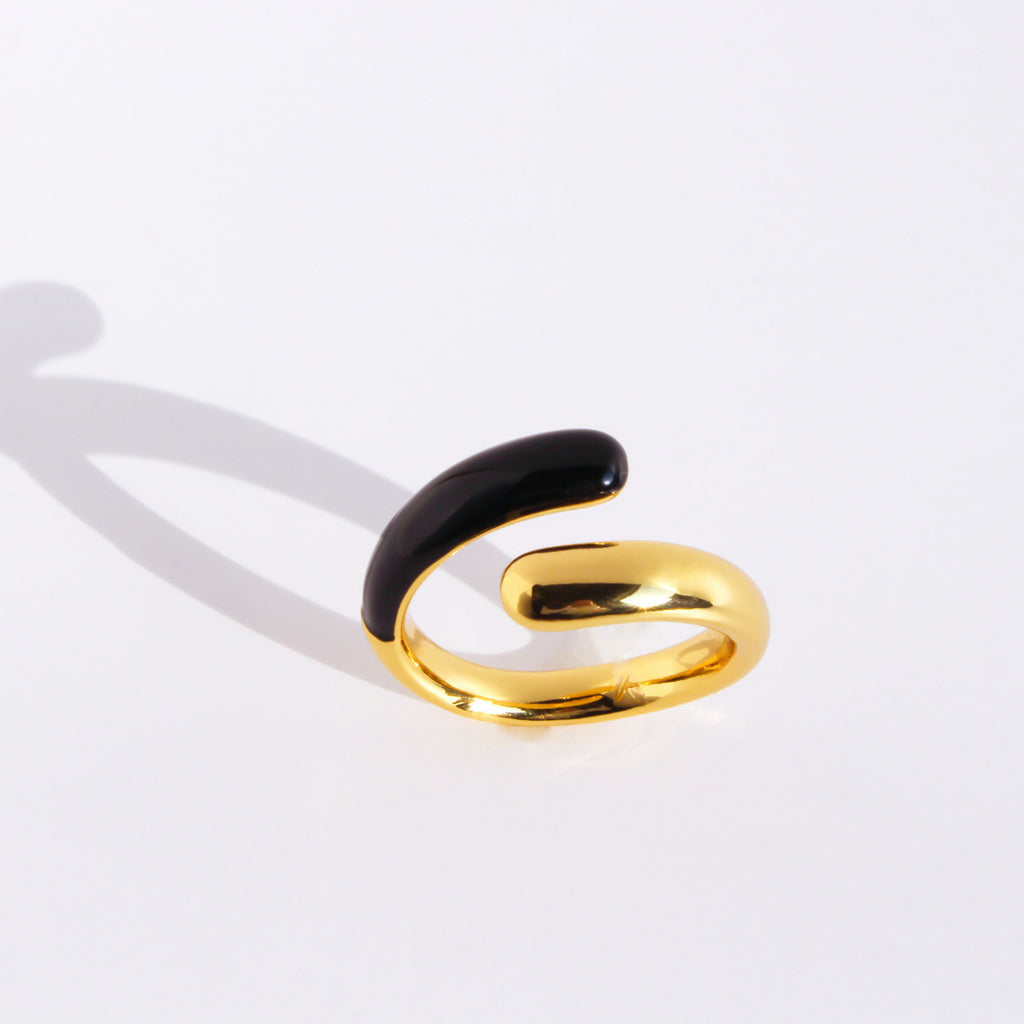 Gold Adjustable Cross-Over Teardrop Ring