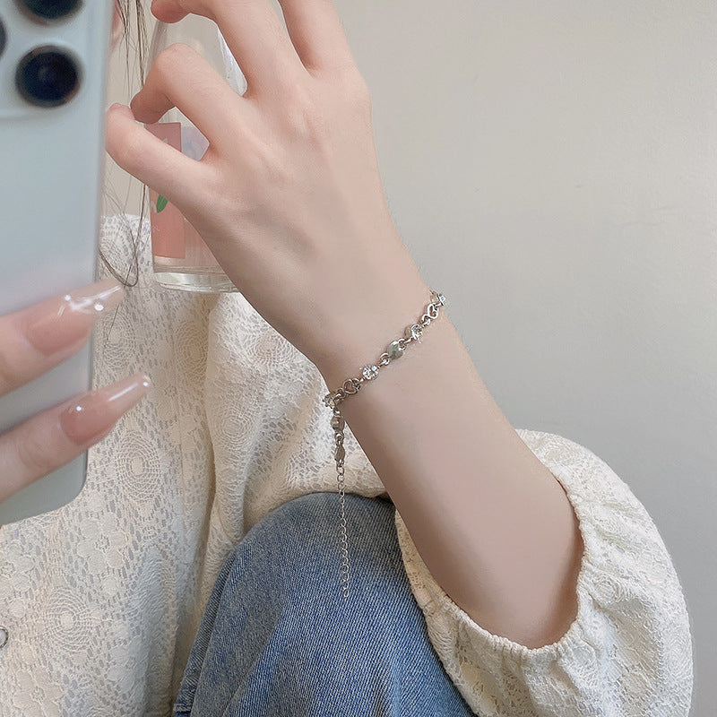 Dainty Heart-Shaped Cubic Zirconia Bracelet for Women - Elegant Korean Style Design