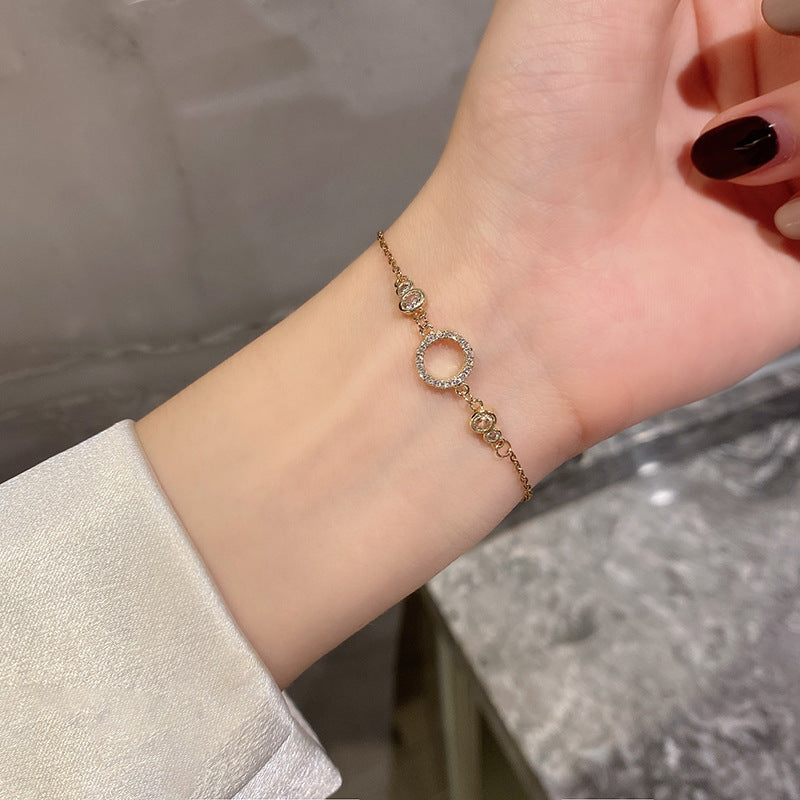 Geometric Circle Titanium Steel Bracelet for Women - Trendy Gold Design