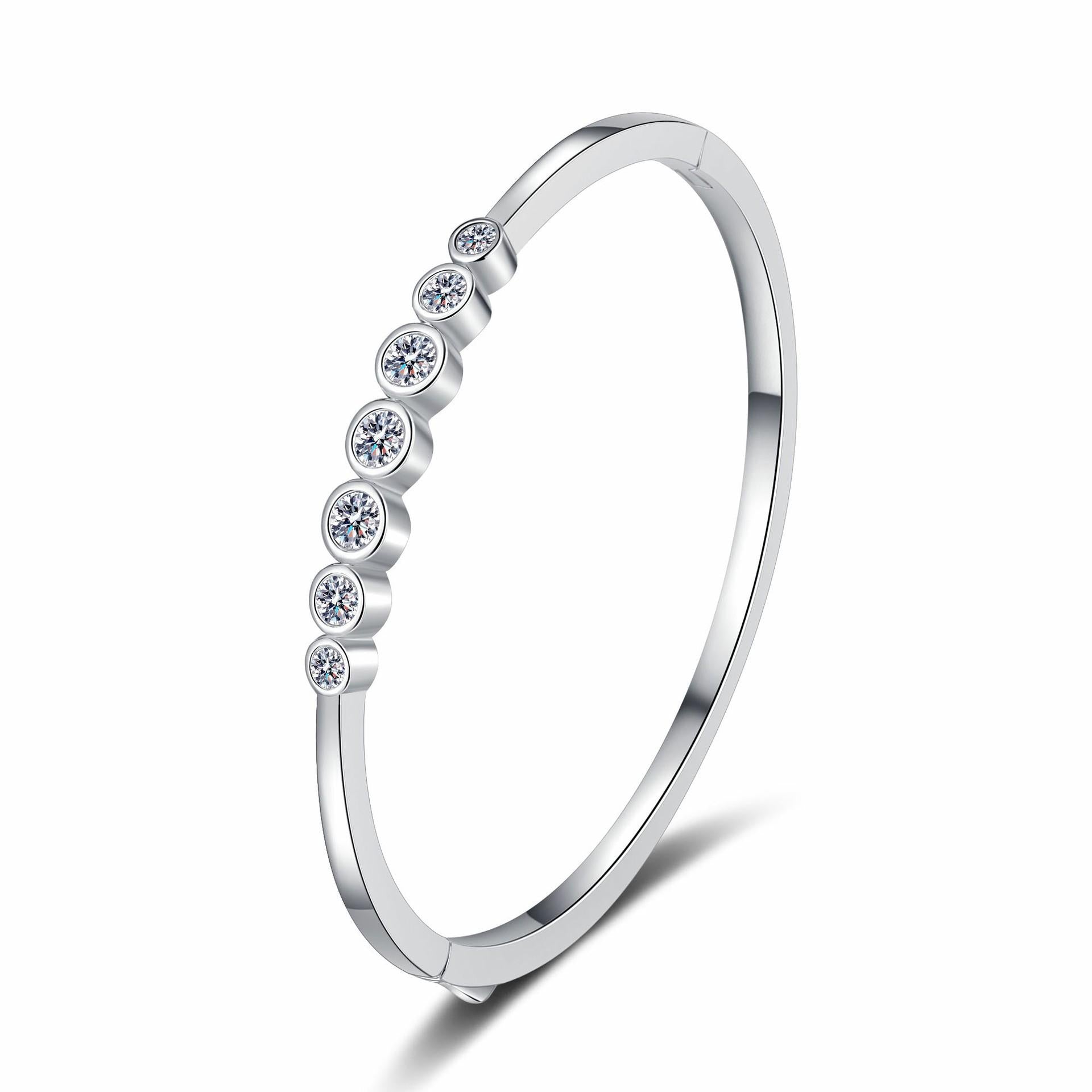 Bracelet with 2.5 Carat Moissanite Bubbles and 925 Sterling Silver Plated PT950 Gold Finish