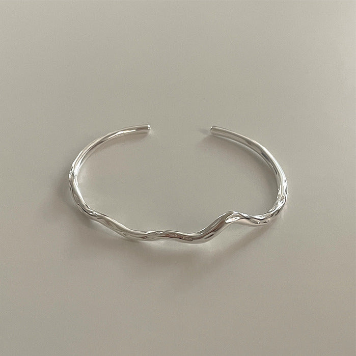 Elegant Geometric Twist Mobius Bangle 925 Sterling Silver Bangle