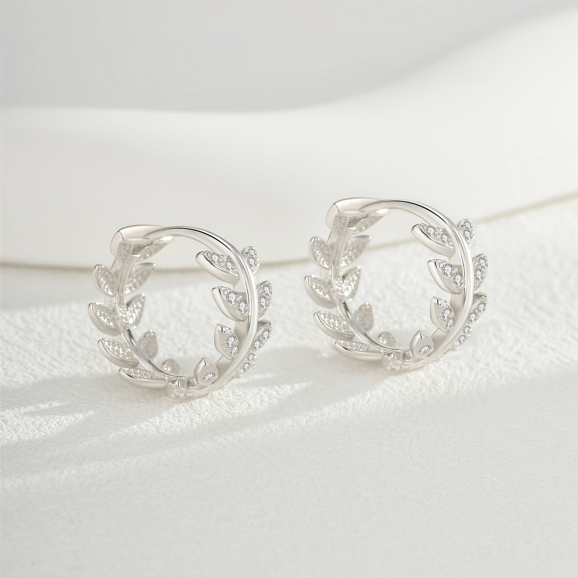 Elegant High-End Minimalist Ear JewelryLuxury Wheat Hoop CZ S925 Sterling Silver Earrings