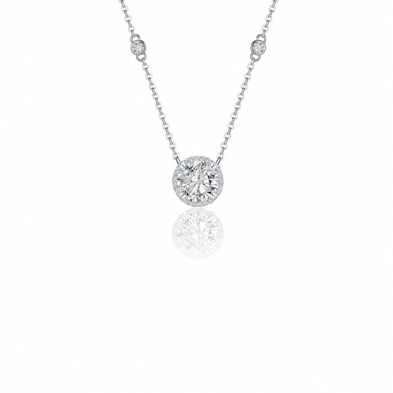 Mossanite Star-Shaped Pendant in 925 Sterling Silver  Collarbone Necklace