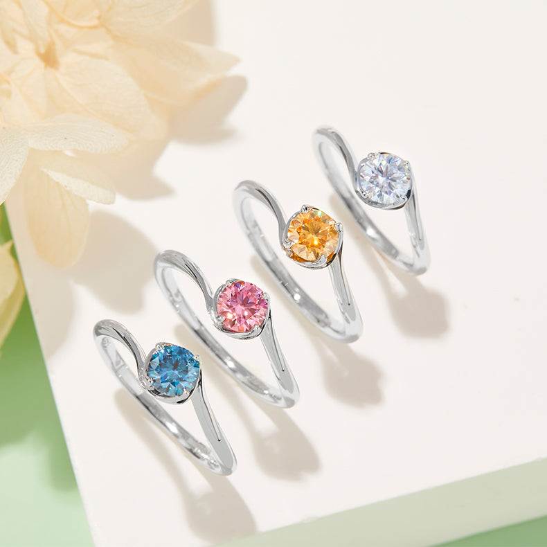 Round-Cut Moissanite Bud-Inspired Solitaire Ring in 925 Sterling Silver