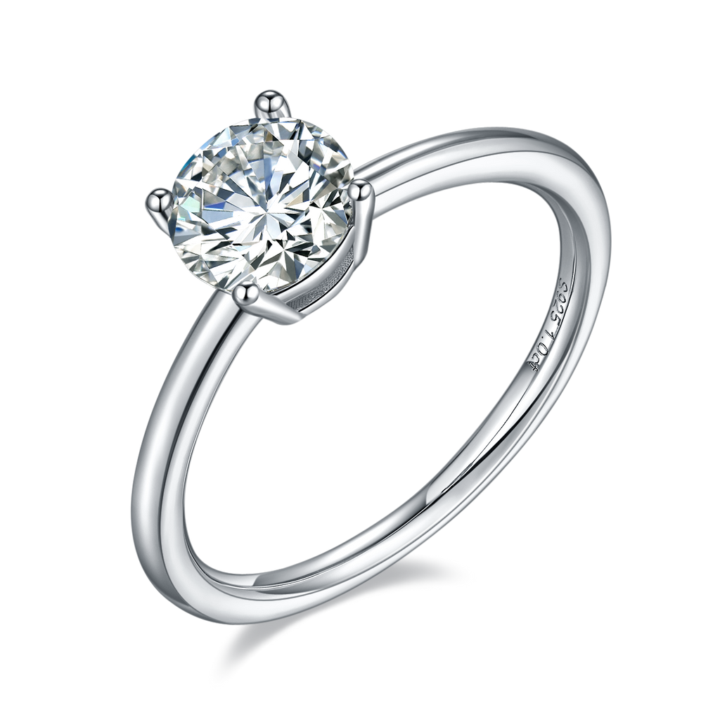 Round-Cut Moissanite Classic Solitaire Engagement Ring in 925 Sterling Silver