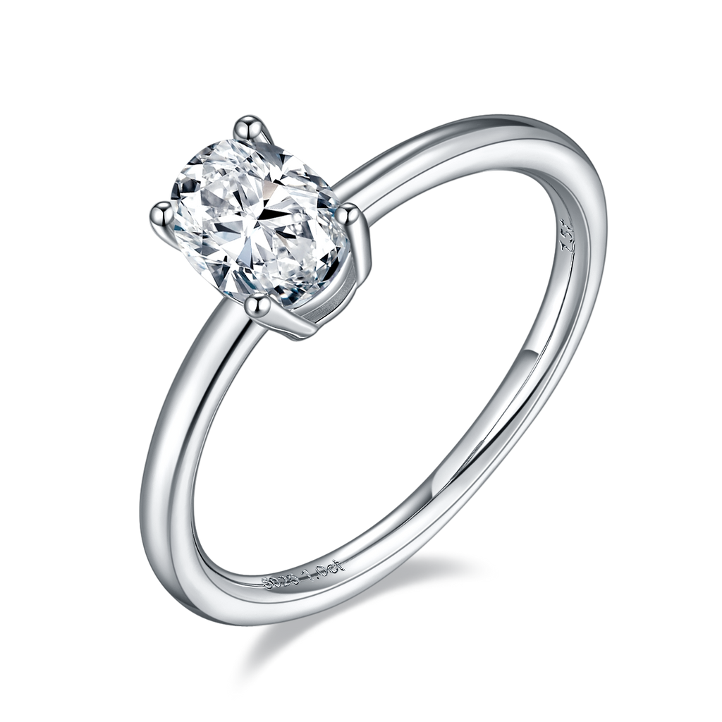 Oval-Cut Moissanite Classic Solitaire Ring in 925 Sterling Silver