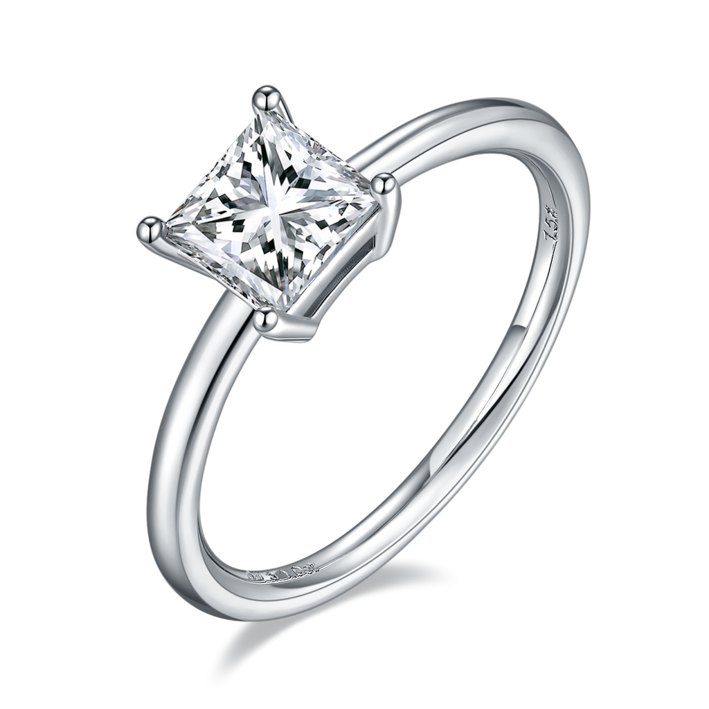 Princess-Cut Moissanite Solitaire Engagement Ring in 925 Sterling Silver