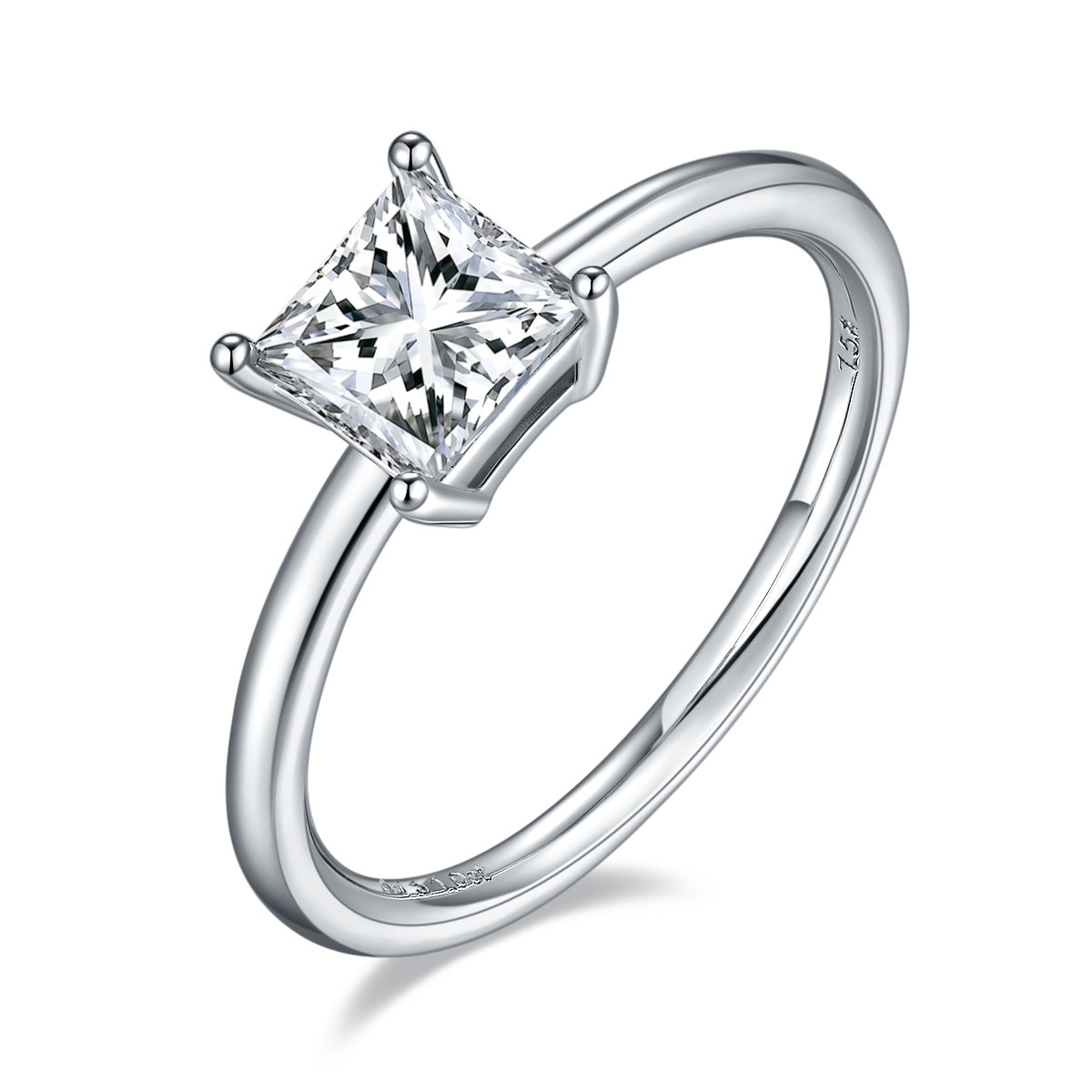 Princess-Cut Moissanite Solitaire Engagement Ring in 925 Sterling Silver