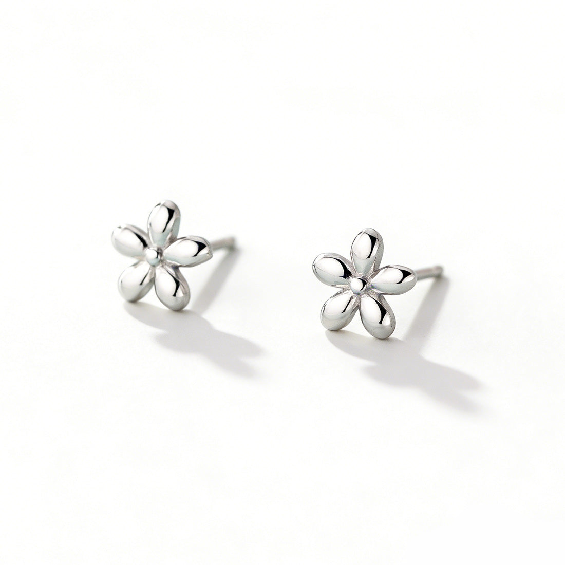 Women Elegant Modern Delicate Fashion Jewelry Five Petal Flower S925 Sterling Silver Stud Earrings