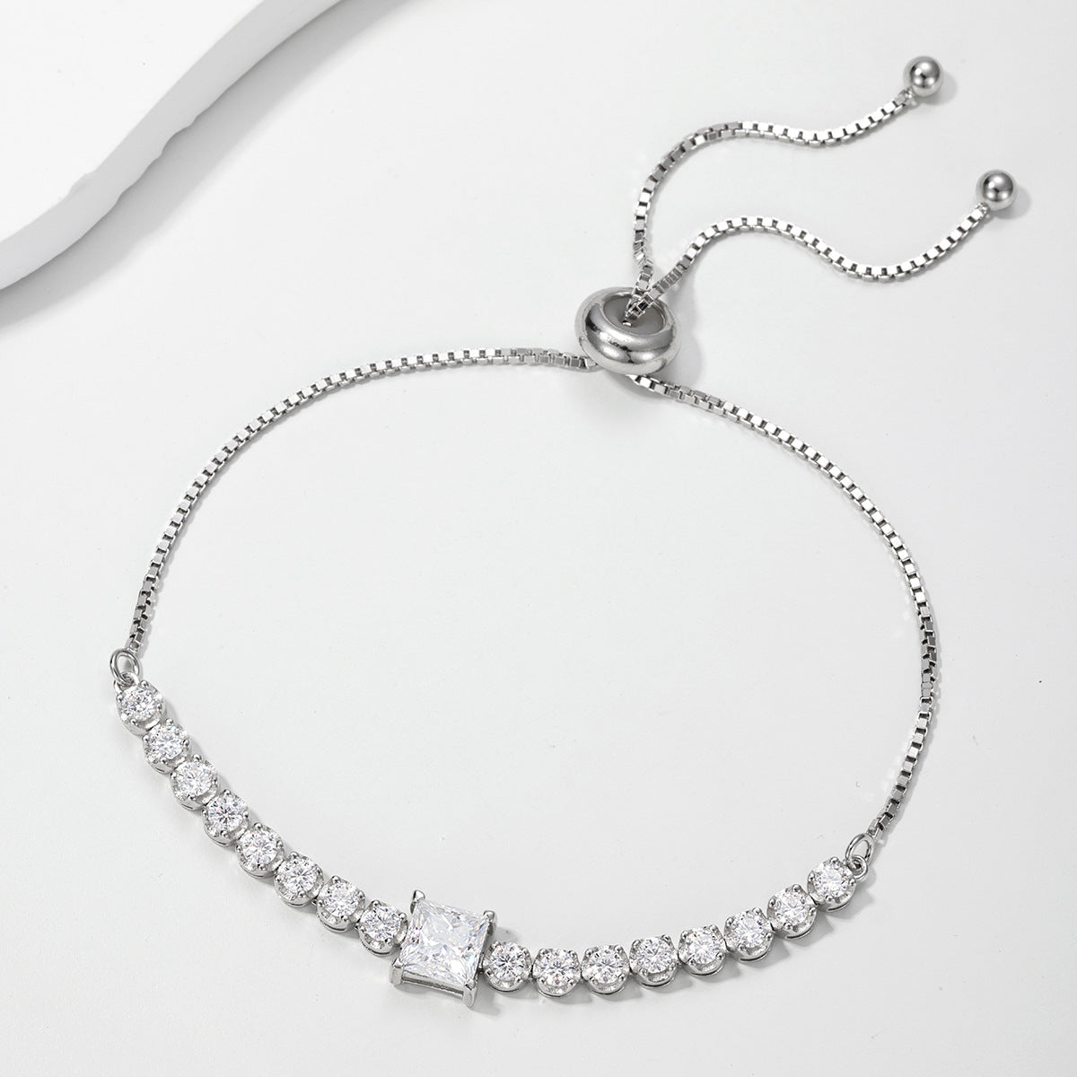 White Moissanite Geometric Princess Cut Square Center Stone Tennis Bracelet In S925 Sterling Silver Adjustable Slider Chain Bracelet Elegant Modern Fashion Jewelry Gift