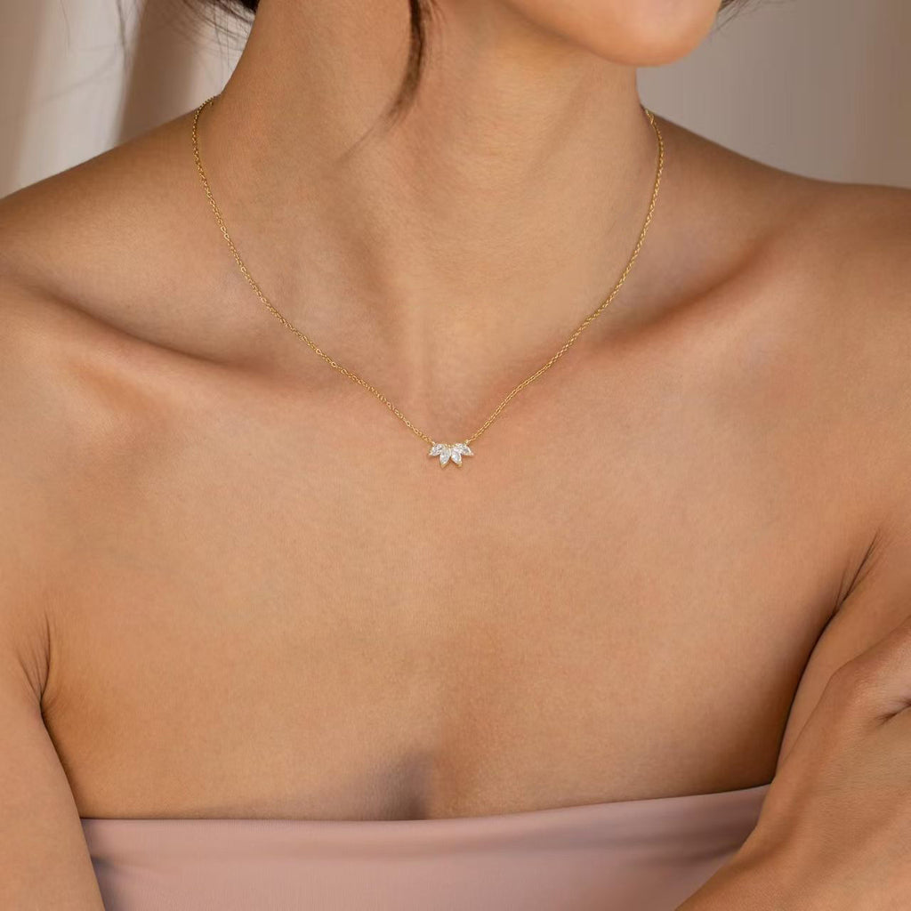 Beautiful Oval CZ Flower Petals 925 Sterling Silver Necklace