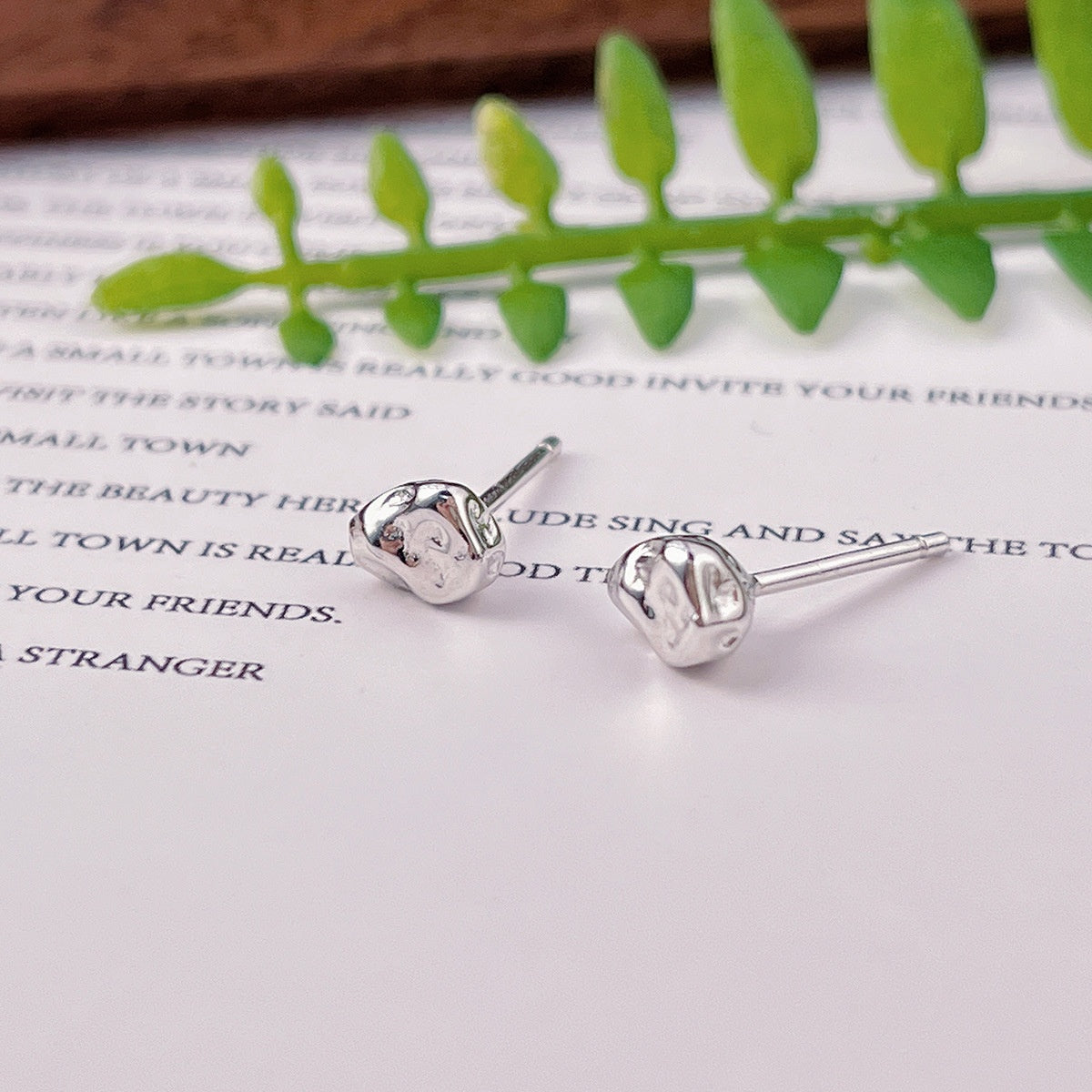 Irregular Geometric Design 925 Sterling Silver Stud Earrings