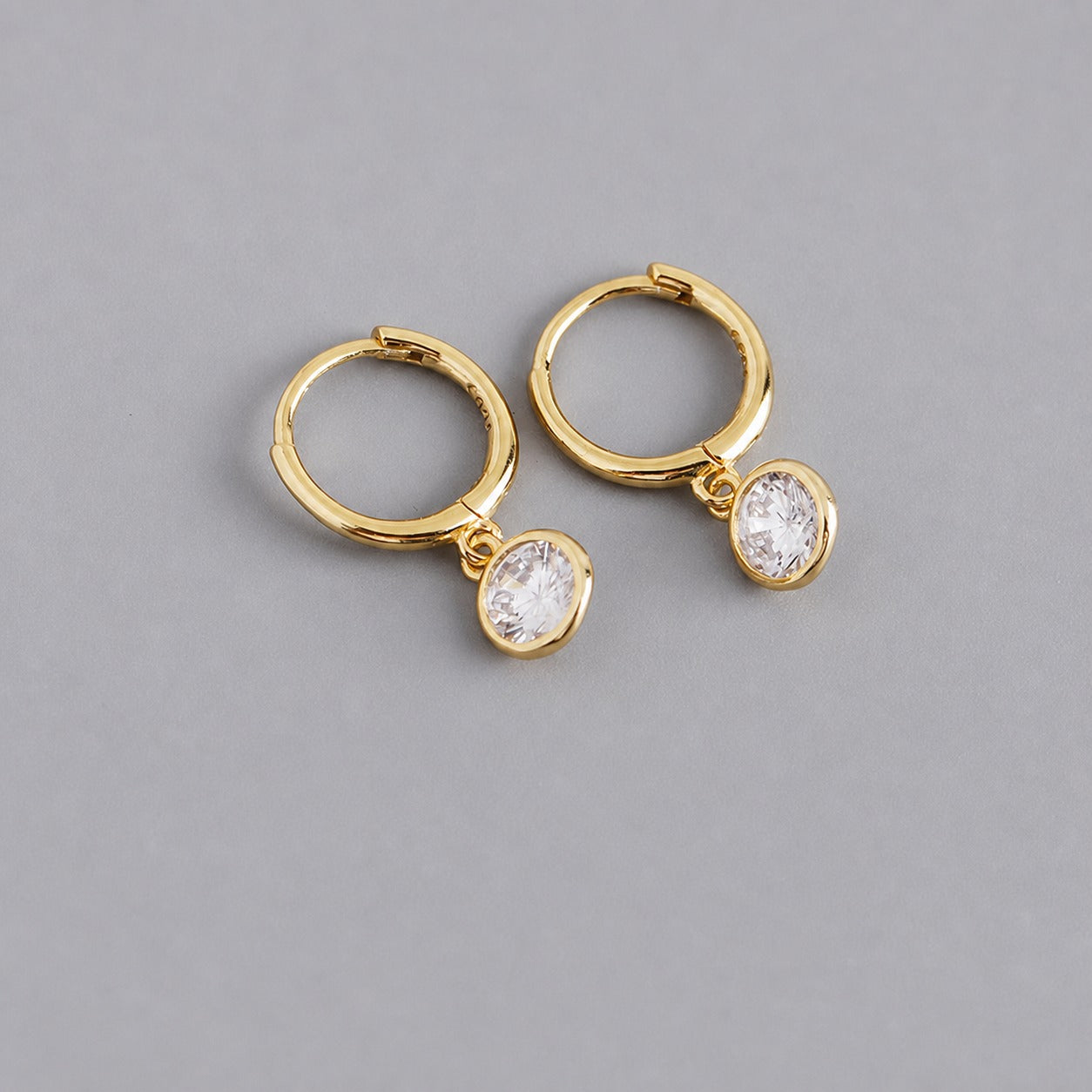 Geometric Round and Cubic Zirconia 925 Sterling Silver Earrings