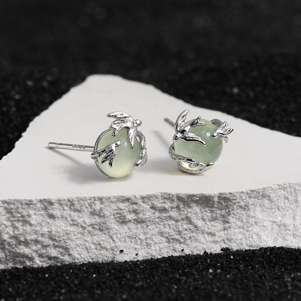 Mini Delicate Green Stone Flying Bird 925 Sterling Silver Stud Earrings