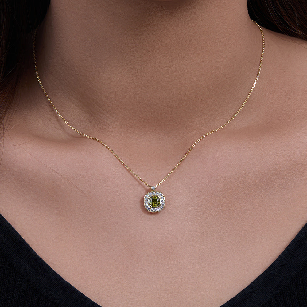 Elegant Geometric Design Green and White Cubic Zirconia 925 Silver Chain Pendant Necklace