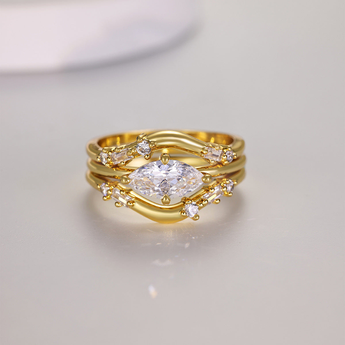 Luxury Oval Shaped Moissanite and 925 Sterling Silver Ring Set
