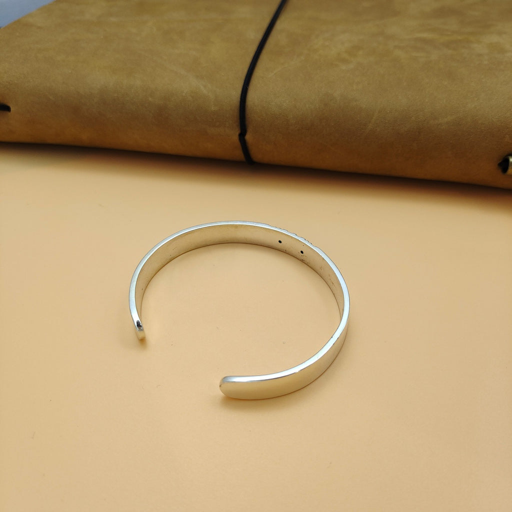 Men's Green Eye Tiger Animal 925 Sterling Silver Open Bangle