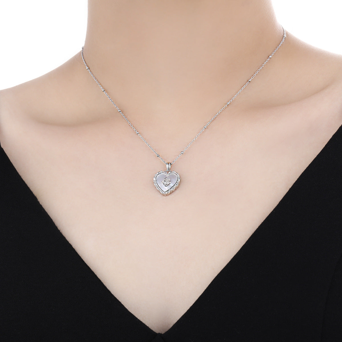 Heart Rose Natural Shell 925 Sterling Silver Pendant Necklace