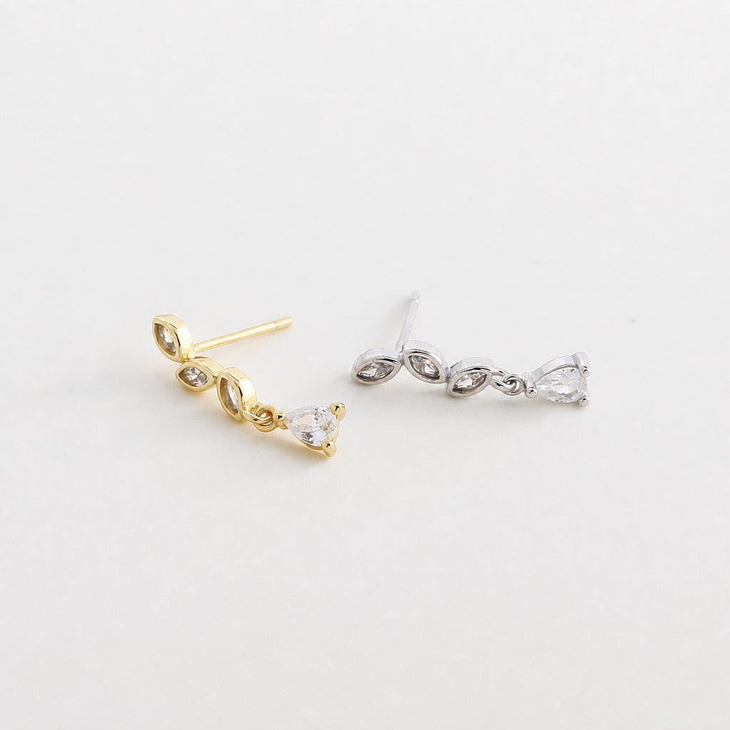 Exquisite Ultra Sparkling  Marquise Cut Cubic Zirconia 925 Sterling Silver Stud Earrings