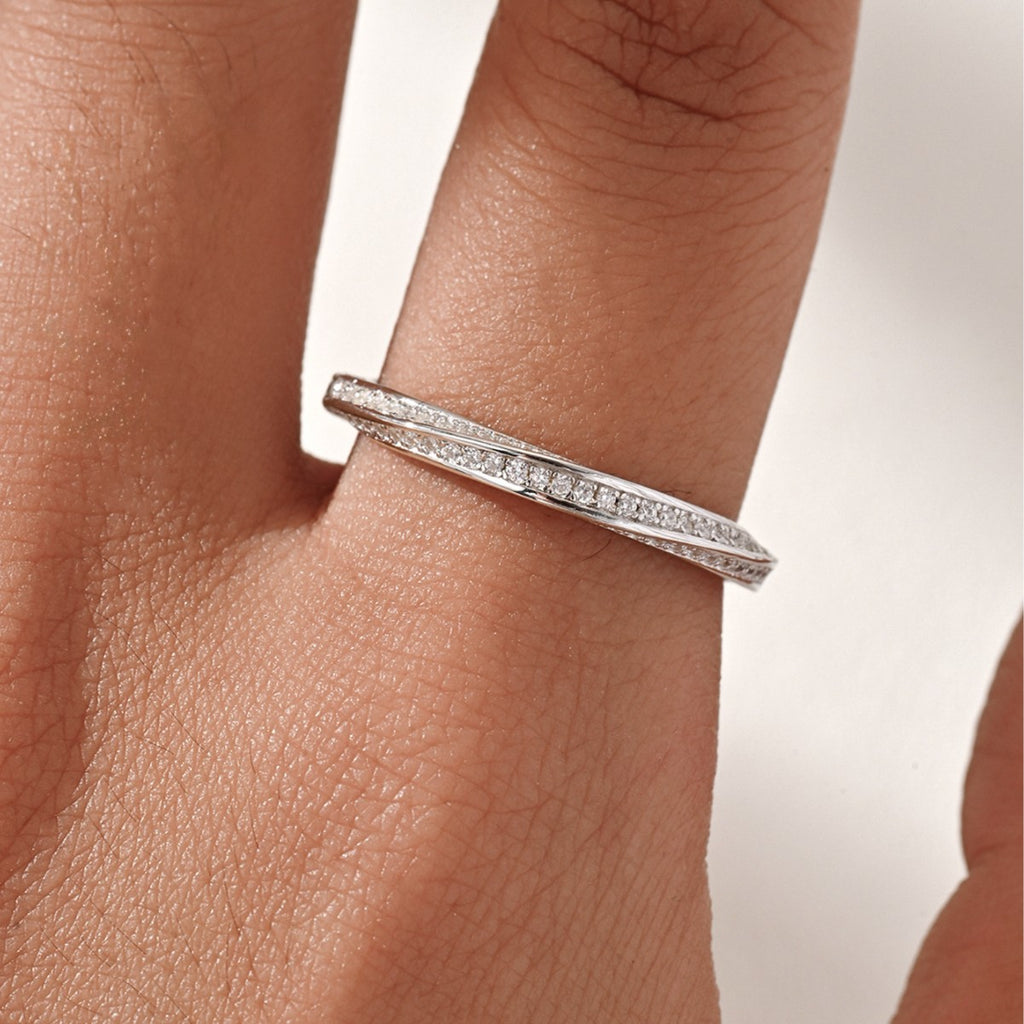 White Moissanite Geometric Mobius Knot 925 Sterling Silver Ring