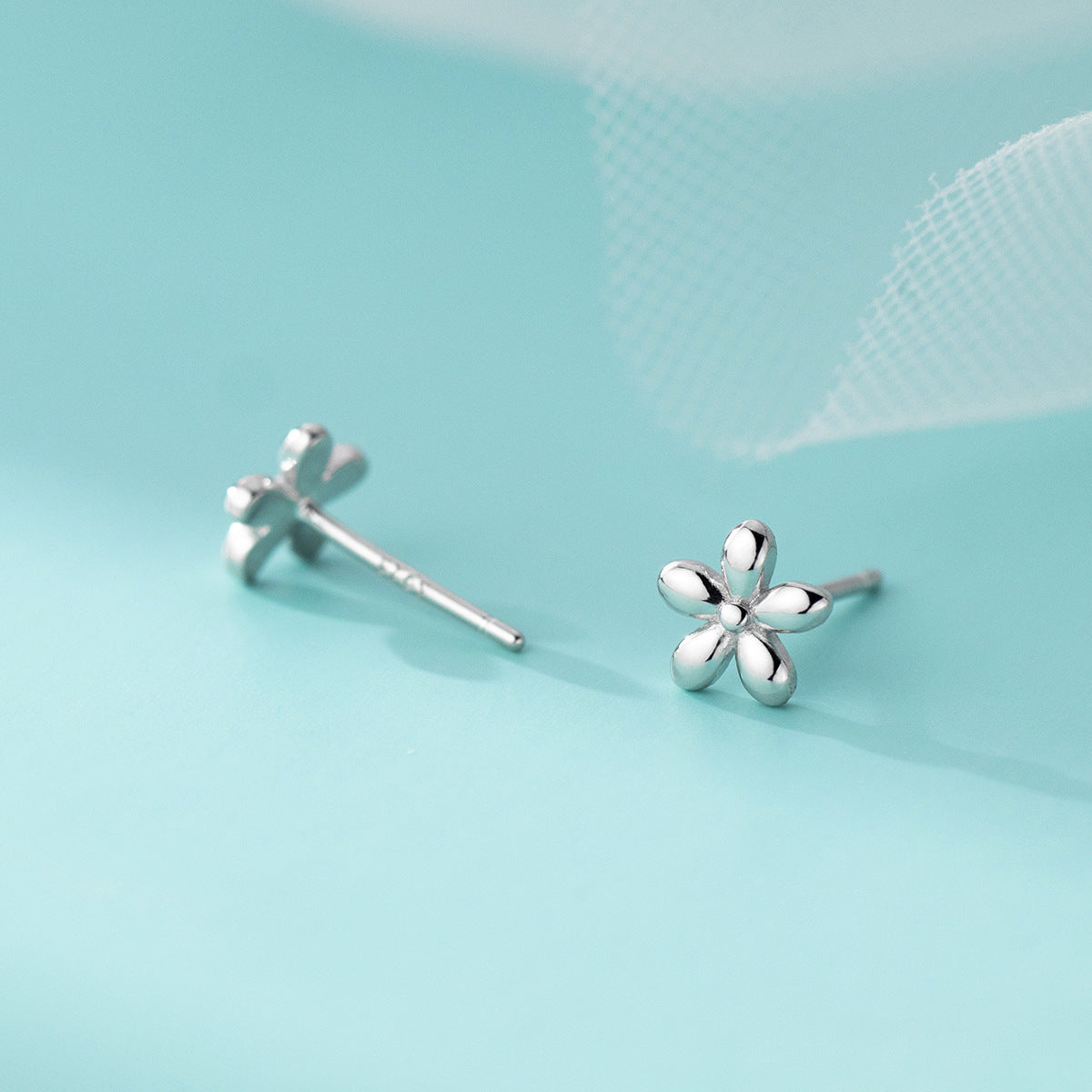 Women Elegant Modern Delicate Fashion Jewelry Five Petal Flower S925 Sterling Silver Stud Earrings