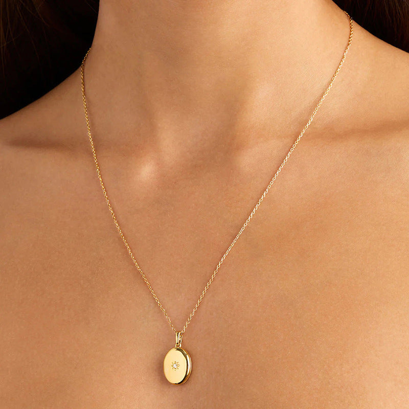 925 Sterling Silver Mini Delicate Single Oval Sunburst Flower Flip Locket Pendant