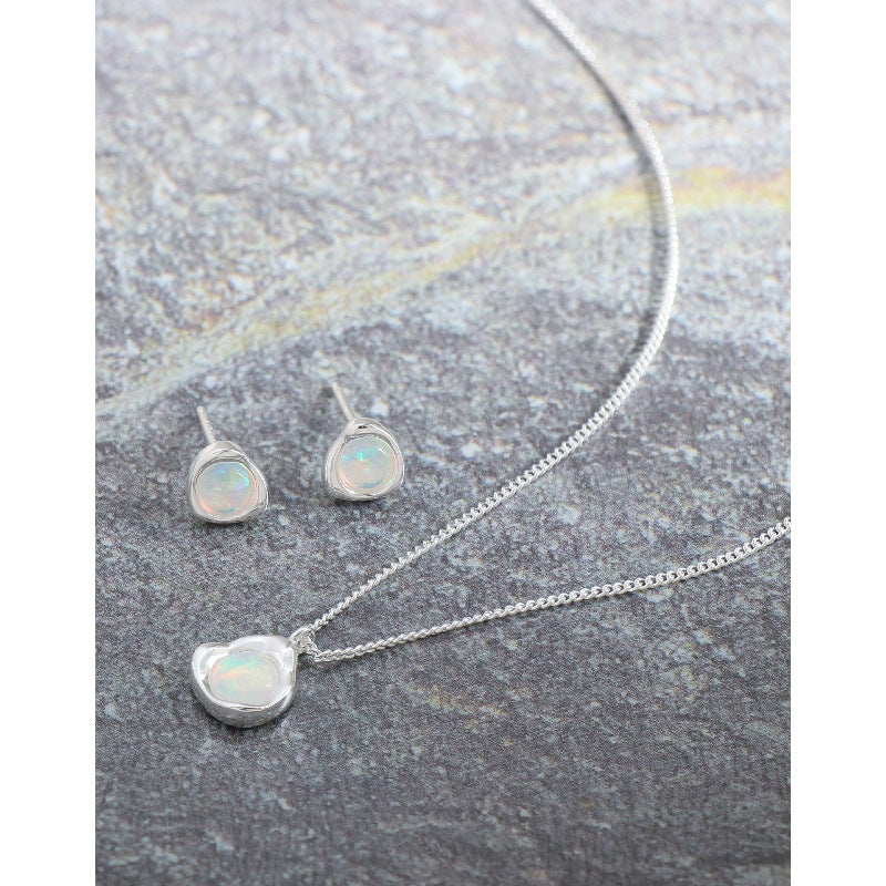 Elegant Irregular Opal Stone Design S925 Sterling Silver Necklace