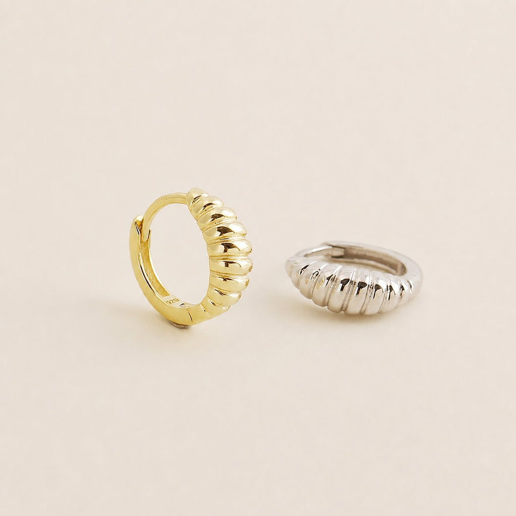 Striped Cheek Style Croissant Shaped 925 Sterling Silver Huggie Hoop Earrings