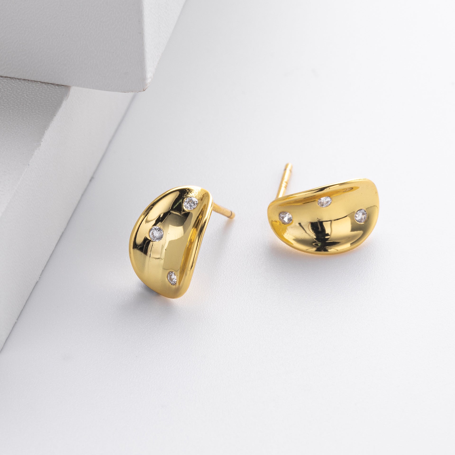 Women Fashionable Elegant Style Geometric Design 925 Sterling Silver Gold Plated Cubic Zirconia Drop Earrings