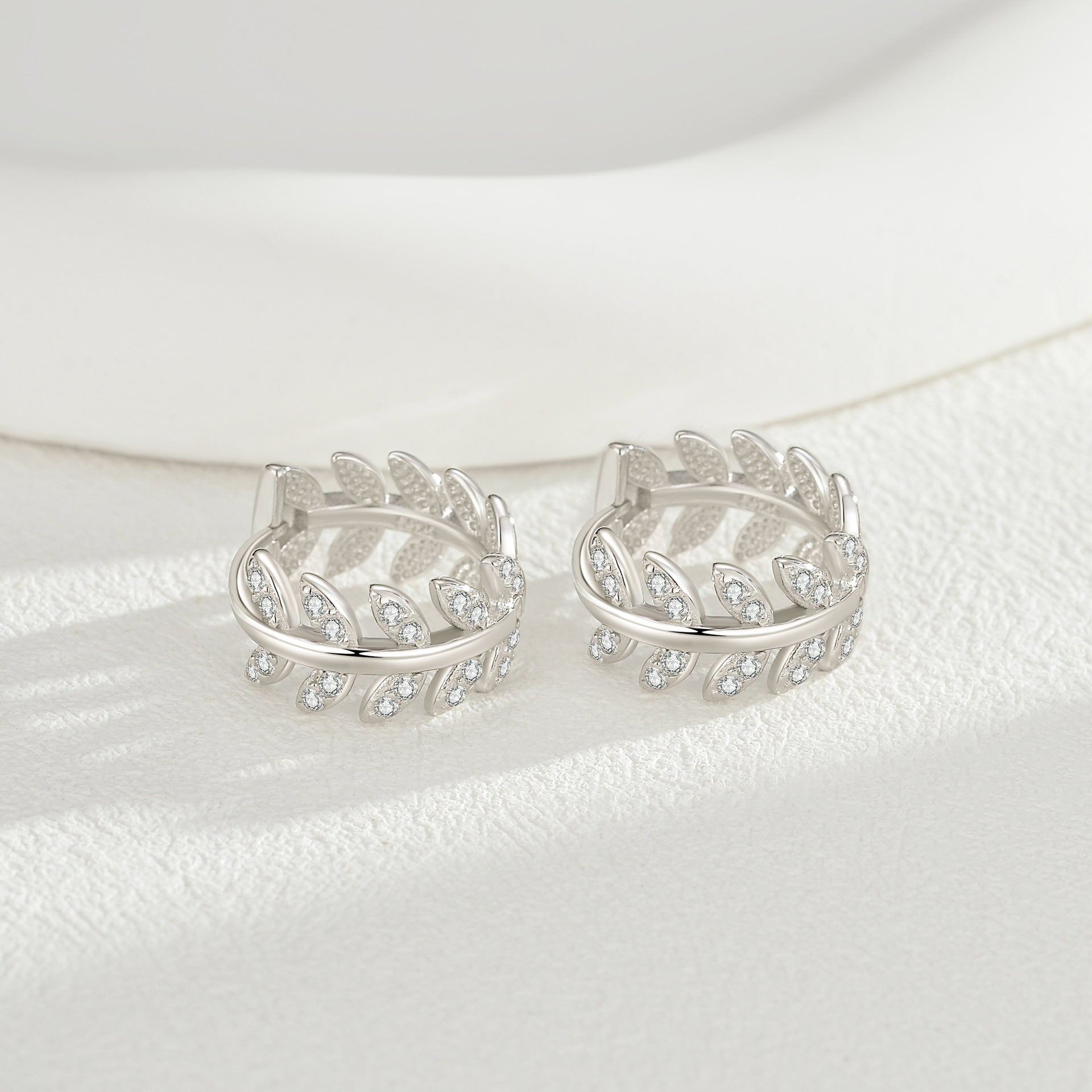 Elegant High-End Minimalist Ear JewelryLuxury Wheat Hoop CZ S925 Sterling Silver Earrings