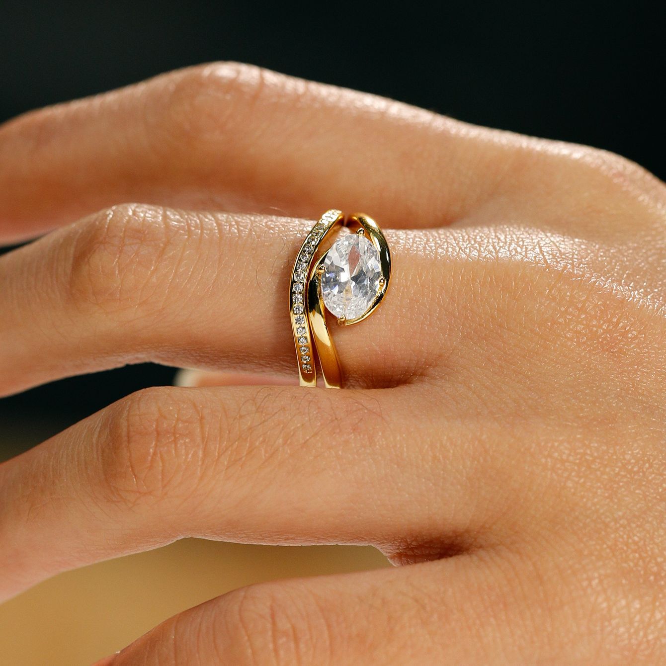Oval Moissanite Stackable 925 Sterling Silver Ring Set