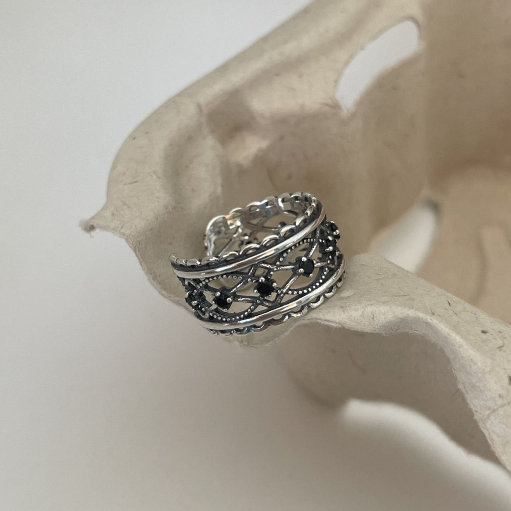 Vintage Style Twisted Knot Black Onyx Accents in 925 Sterling Silver  Open Adjustable Ring